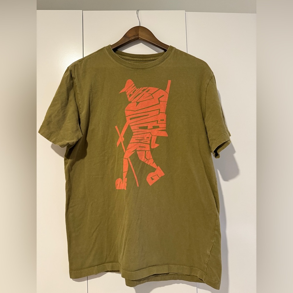 THE NORTH FACE Olive Green T-Shirt